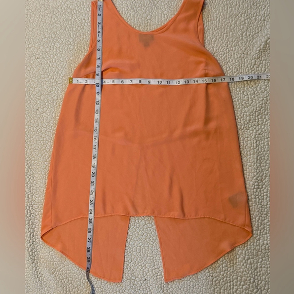 Mossimo Peach Tank Top Split Back Size Medium - Picture 13 of 15